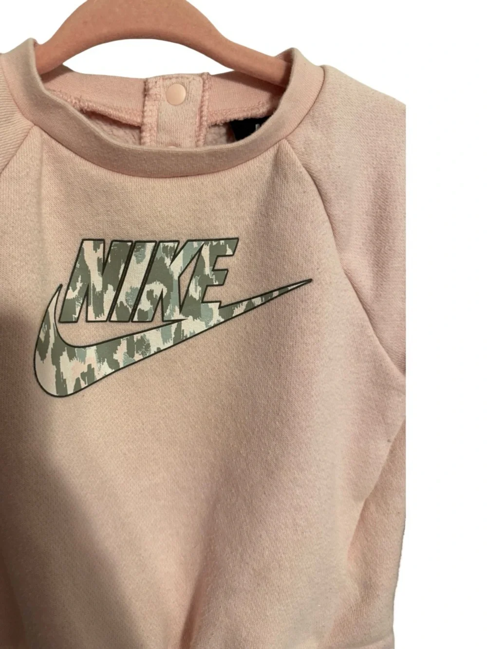 Nike Girls Light Pink Crewneck Sweatshirt Gray & Pink Swoosh Size 18M FLAWED